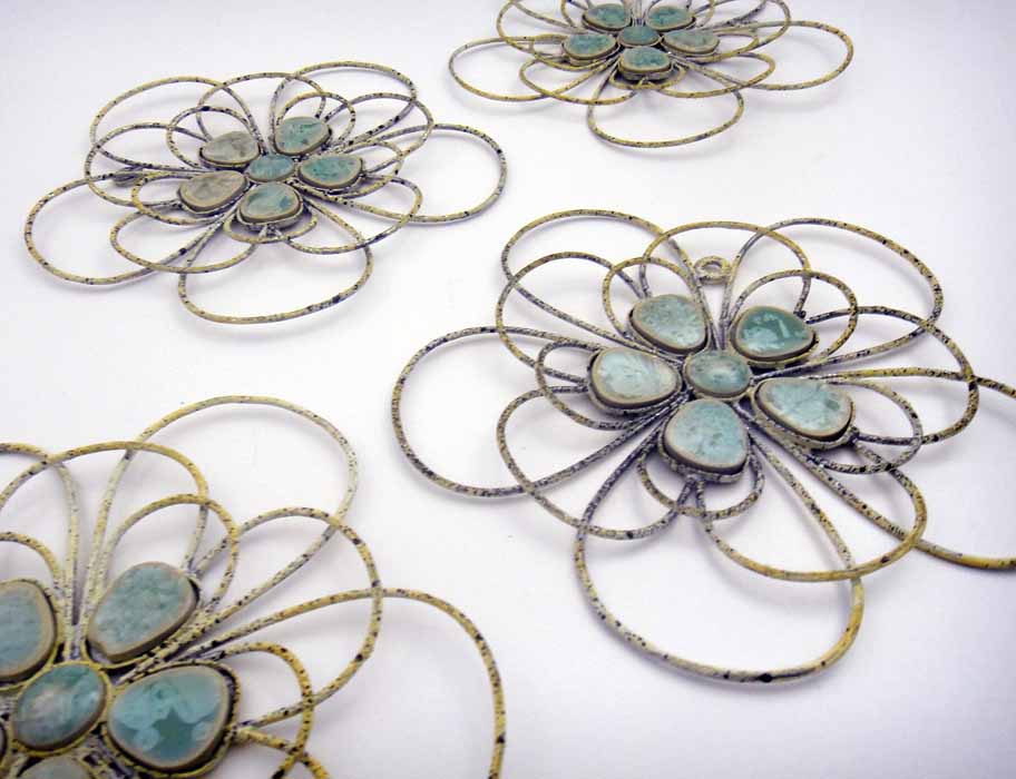 NEW Contemporary Metal Wall Art Decor Or Sculpture - Shabby Chic Flower