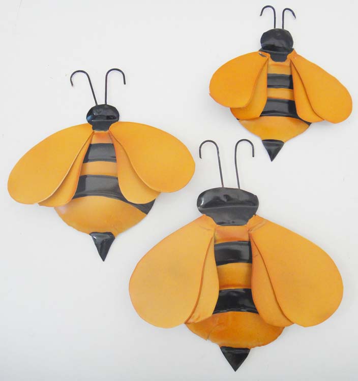 Wonderful Bumble Bee Art 704 x 750 · 51 kB · jpeg