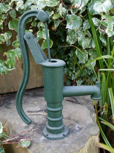 Small Garden Cast Iron Hand Water Pump Green